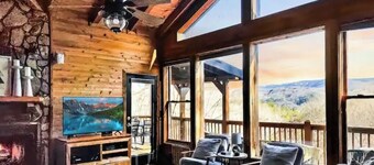 Stylish Mountain Escape - Hot Tub - Fire Pit - Games