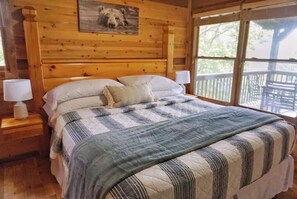 3 chambres, coffre-fort, bureau, fer et planche à repasser
