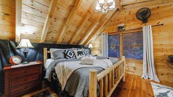 4 Schlafzimmer, Schreibtisch, Bügeleisen/Bügelbrett, WLAN