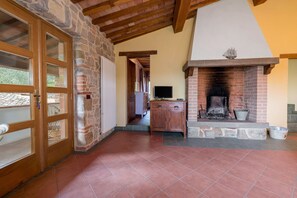 Interior - Torre apt. ground and first floor (Poggibonsi)