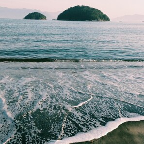 4 habitaciones, tabla de planchar con plancha y wifi 