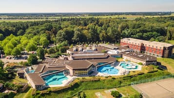 Vila | Kolam renang | Kolam renang outdoor