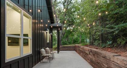 New Guesthouse w/ Private Patio, Fast WiFi, 1 bed/1 bath