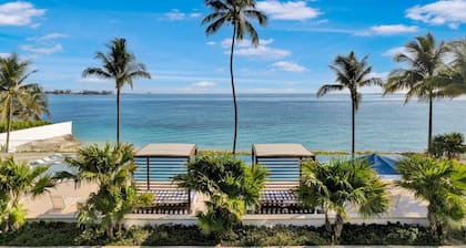 *NEW* Oceanfront apartment steps away from Baha Mar