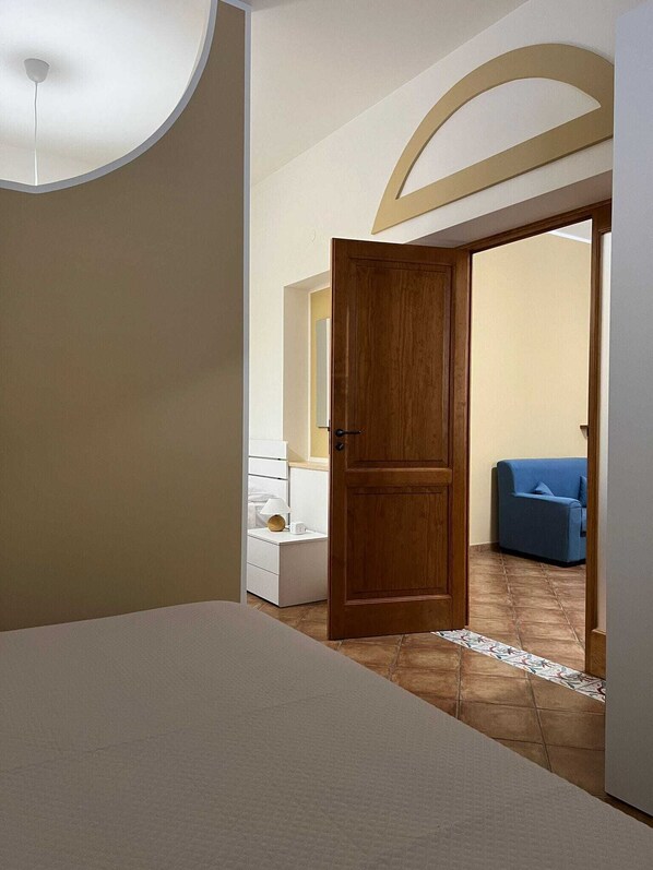 1 bedroom, desk, iron/ironing board, free WiFi - Cozy house in beautiful Santa Flavia with AC, WiFi (Santa Flavia)