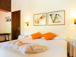 Villa | 3 bedrooms, individually furnished, iron/ironing board - Belvilla by OYO Villa Primera - Sa Palmera (Manacor)