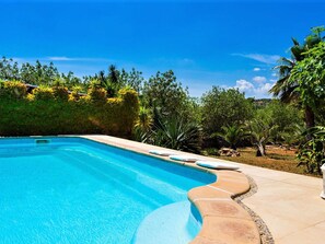 Indoor pool, outdoor pool - Belvilla by OYO Villa Primera - Sa Palmera (Manacor)