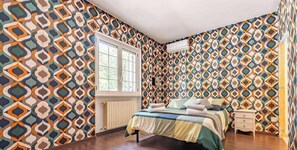 6 habitaciones, tabla de planchar con plancha y wifi 