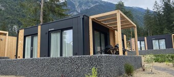 アルーリング チャレ イン プレッセゲン ウィズ テラス