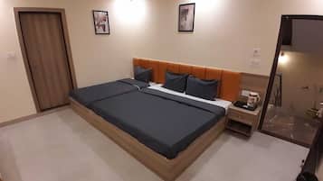 Habitación triple Deluxe | Insonorización y wifi gratis