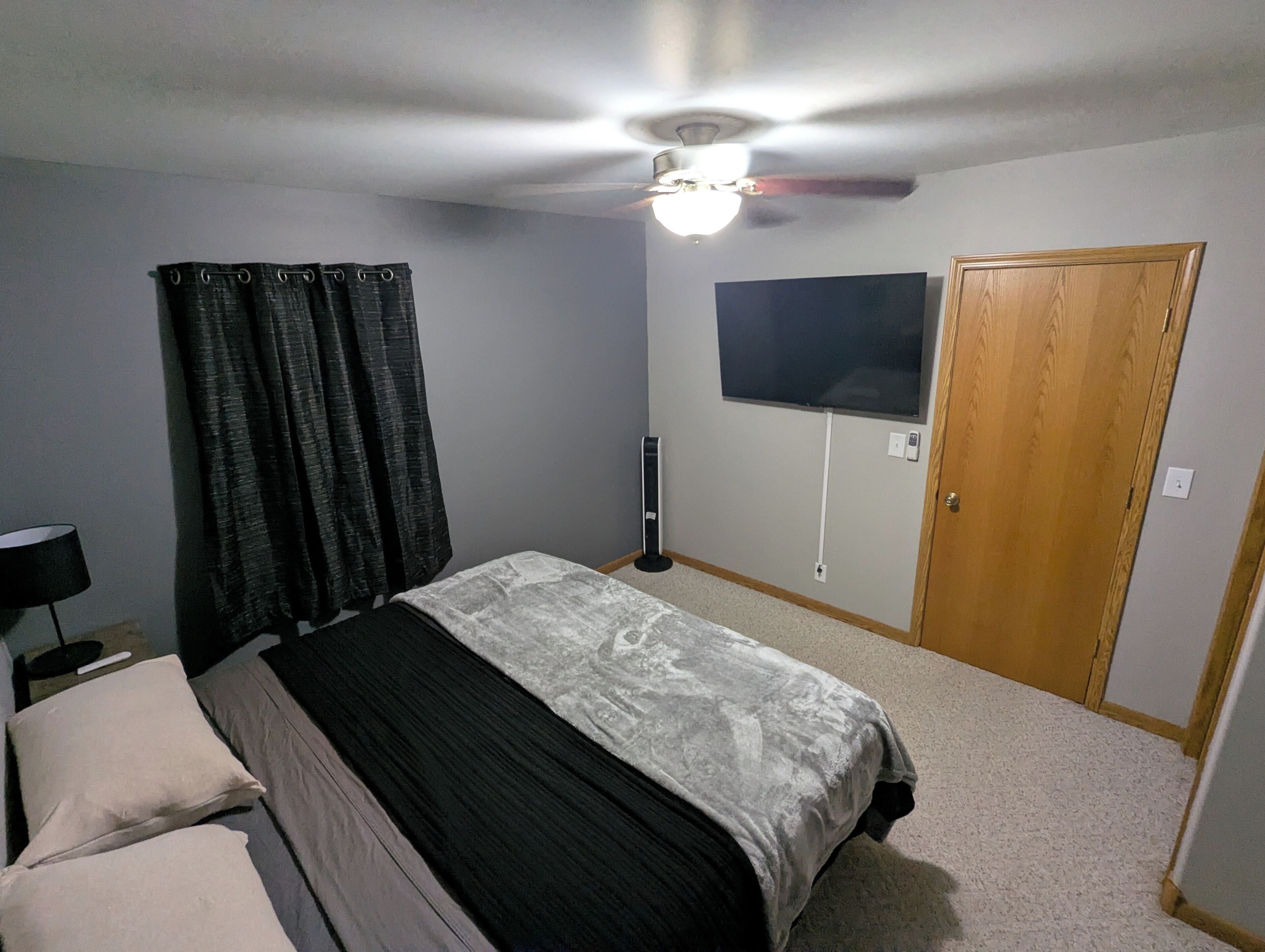 2 chambres, fer et planche à repasser, lit parapluie, Wi-Fi gratuit