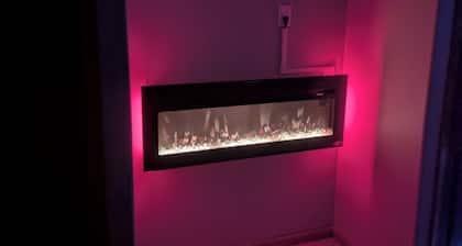 Cozy 2BR Main-Level Home Near Hospitals & UNK