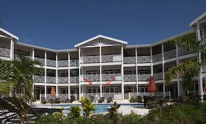 Exterior - Elegant Poolside Apartment, Large Covered Terrace- Walk to Beach, West Coast (Weston St James)