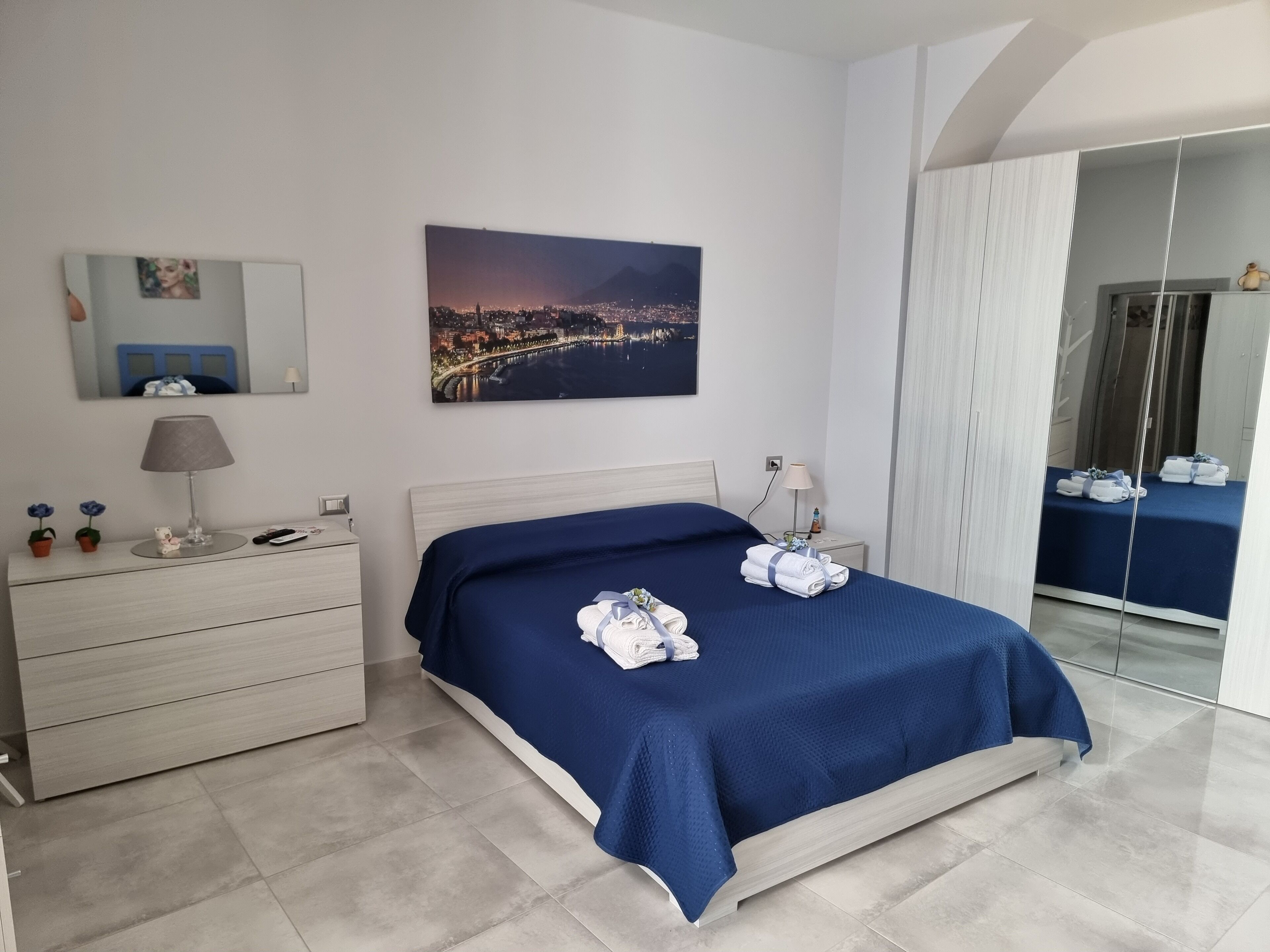 1 bedroom, in-room safe, iron/ironing board, travel cot