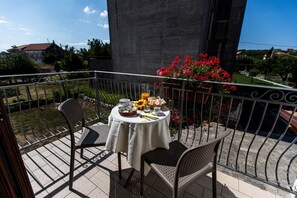 Quadruple Room | Balcony view - Al Chiaro di Luna (Agerola)