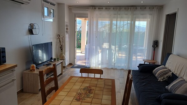 Nicht klassifiziertes Bild, 1 von 9, Schaltfläche