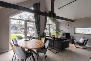 House | Living room - Eco Villa in Latour by Scenic Pond (Oirschot)