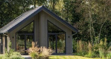 Eco Villa in Latour by Scenic Pond