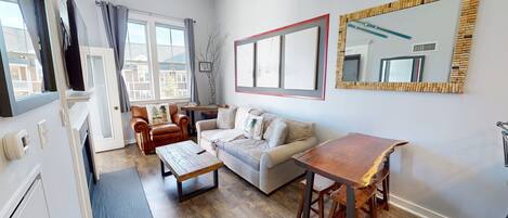 Televisie en een open haard