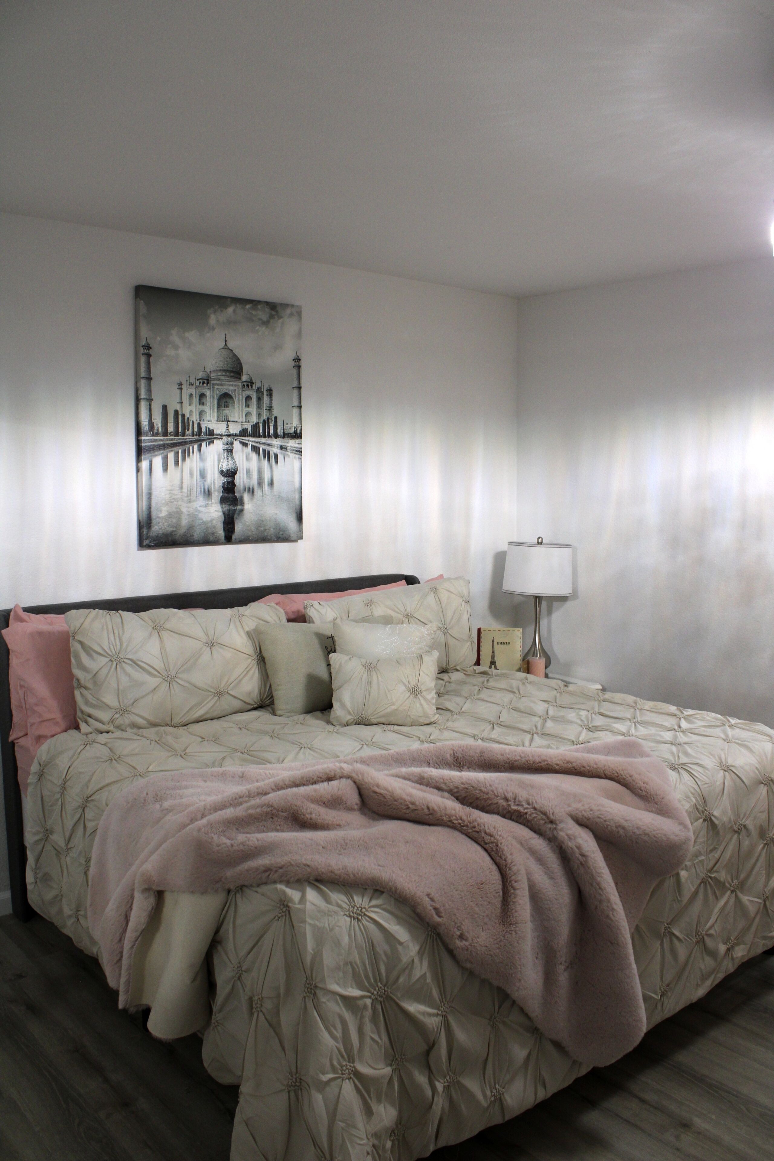 Cozy studio in delightful Las Vegas with WiFi, AC
