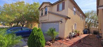 Cozy studio in delightful Las Vegas with WiFi, AC