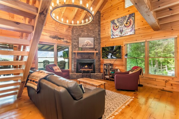 Smart TV, fireplace, video games - Haven Overlook a true Mountain Luxury (Blueridge)