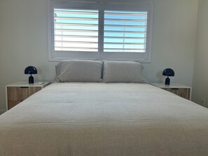 2 quartos, escrivaninha, Wi-Fi de cortesia, roupa de cama
