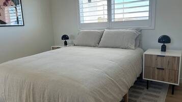 2 bedrooms, desk, free WiFi, bed sheets