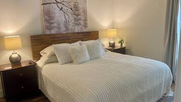 1 chambre, fer et planche à repasser, accès au Wi-Fi (inclus)