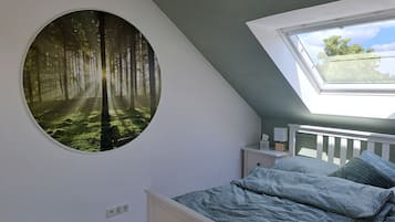 1 bedroom, iron/ironing board, free WiFi, bed sheets