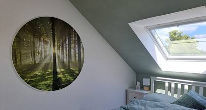 Ruhige und zentrale Ferienwohnung mit Carport