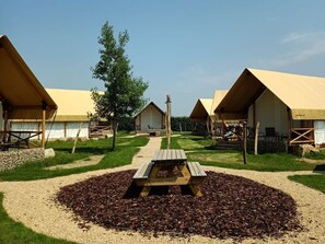 Tenda | Eksterior
