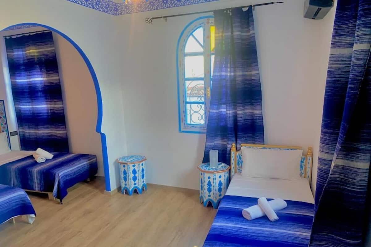 Room, 3 Single Beds | 1 bedroom, free WiFi