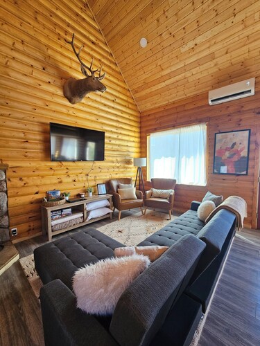 The Woody Cabin in Southern Utah, 39 Mi from Zion.