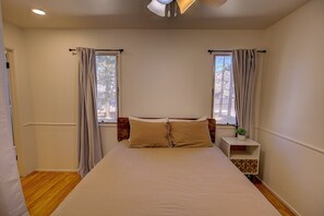 2 habitaciones, decoración personalizada y muebles diferentes 