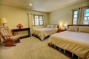 2 habitaciones, decoración personalizada y muebles diferentes 