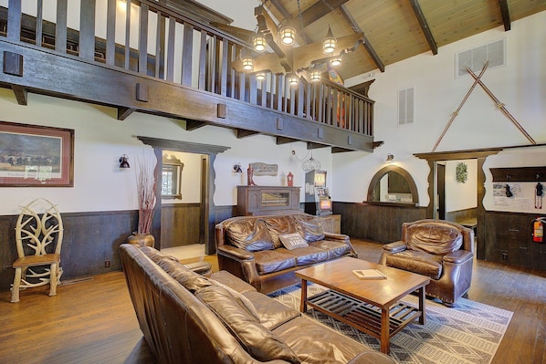 キャビン ベッド (複数台) パティオ マウンテンビュー (2501) | 内装