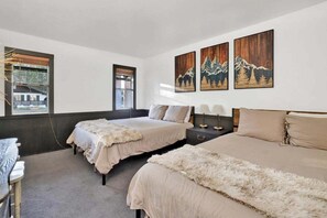 Ferienhütte, Mehrere Betten, Terrasse, Bergblick (2501) | 6 Schlafzimmer, individuell dekoriert, individuell eingerichtet