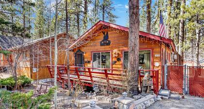 Cozy Bear Pines #2465