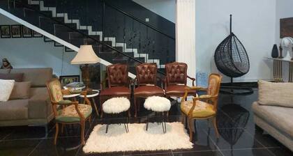 Delightful 2-bedroom apartment with AC in Sekondi-Takoradi