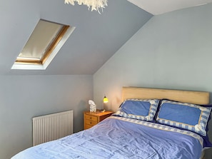 4 bedrooms, free WiFi, bed sheets - 4 bedroom accommodation in Exmouth (Exmouth)