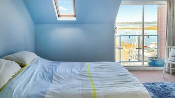 4 bedrooms, free WiFi, bed sheets