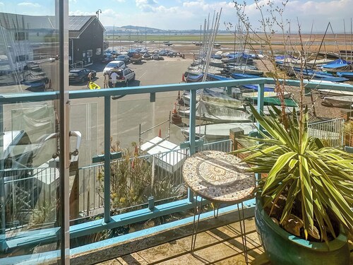 4 bedroom accommodation in Exmouth