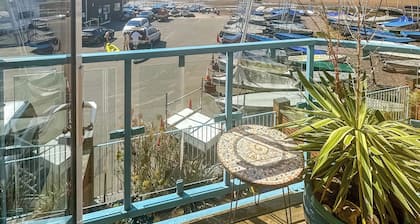 4 bedroom accommodation in Exmouth