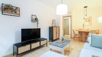 2 slaapkamers, een strijkplank/strijkijzer, gratis wifi, beddengoed