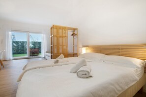 Fer et planche à repasser, Wi-Fi gratuit, draps fournis