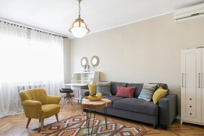Comfort Apartment, 1 Bedroom | Living area | Flat-screen TV