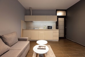 Apartment, 1 Schlafzimmer | Wohnbereich | Flachbildfernseher