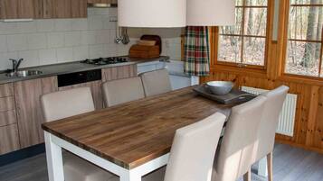 Chalet | Tempat makan