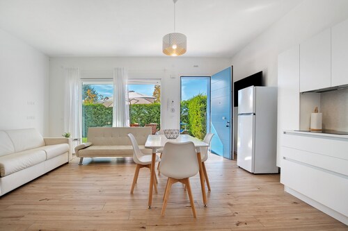 Studio 'Open Space 2' avec jardin partagé, Wi-Fi et climatisation